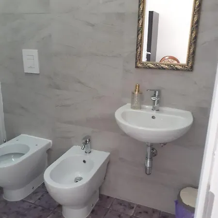 Domus Morfeo Bed & Breakfast *